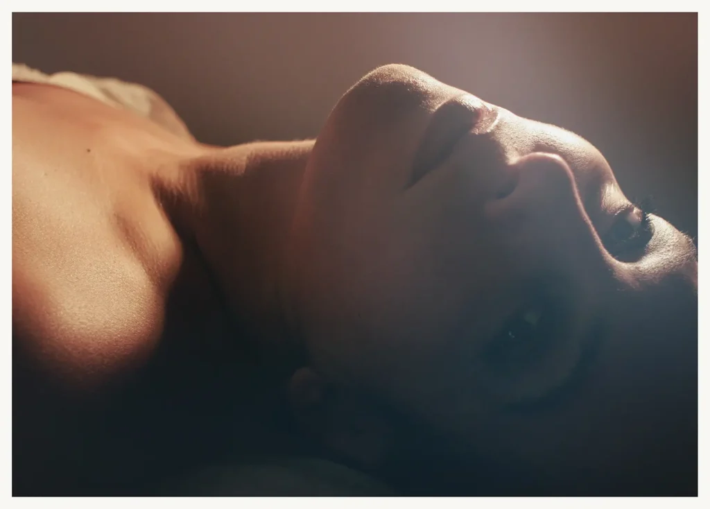 Simone (94 x 64 cm) © Sander Steins