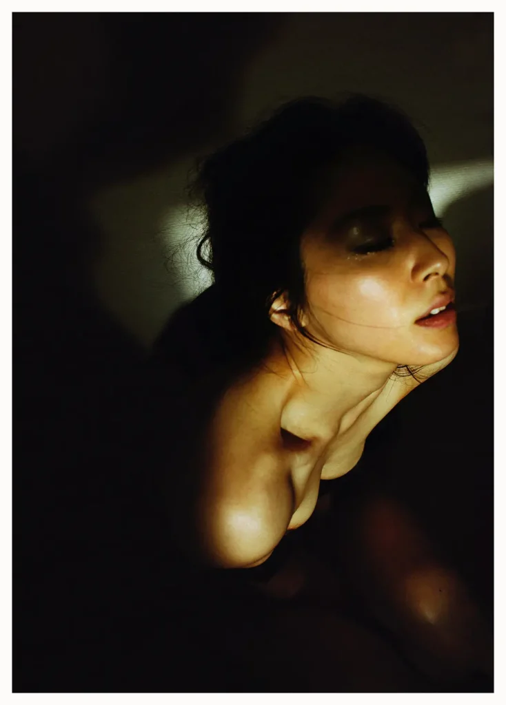 Natsuki (94 x 64 cm) © Sander Steins